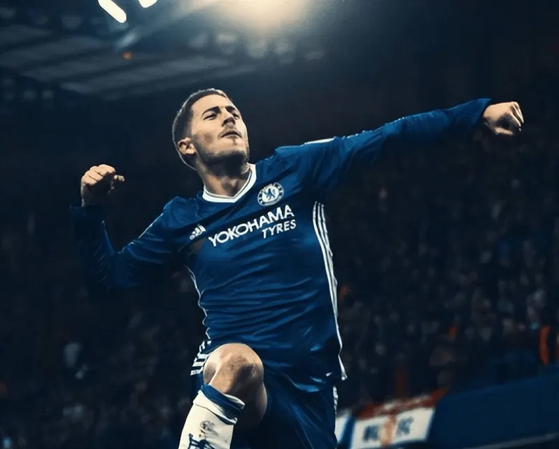 巴萨绝杀皇马，阿扎尔梅开二度英超